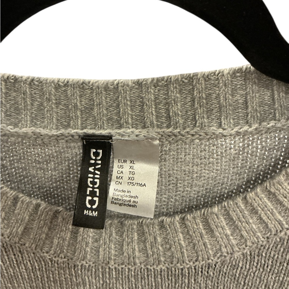 H&M Divided Women’s XL Gray Knit Crop Sweater - Picture 3 of 5